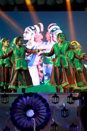 annual-day-celebration-sham-e-guftagu-fusion-dance-2019-2020